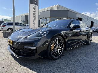Schadeauto Porsche Panamera 4 E-HYBRID 2023/4