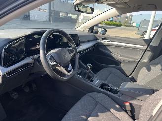 Volkswagen Golf 1.0 TSI Life picture 12