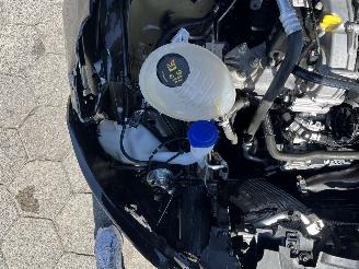 Schadeauto Ford Fiesta 1.0 EcoBoost Hybrid ST-Line X 2022/12