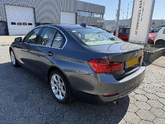 BMW 3-serie 320i High Executive picture 6