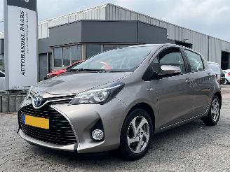 Voiture accidenté Toyota Yaris 1.5 Hybrid Lease 2014/11