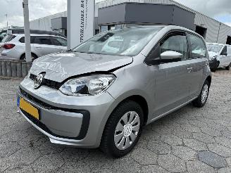 Schadeauto Volkswagen Up! 1.0 2023/11