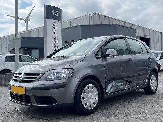 uszkodzony samochody osobowe Volkswagen Golf plus 1.4 FSI Bus.line 2005/11