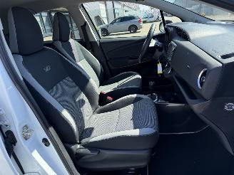 Toyota Yaris 1.5 Automaat Hybrid Dynamic picture 12