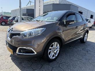 skadebil auto Renault Captur 0.9 TCe Dynamique 2014/4