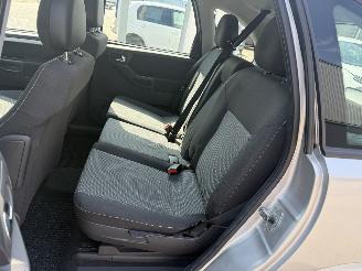 Opel Meriva 1.6-16V Cosmo picture 11
