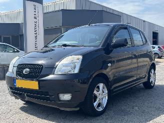 Unfallwagen Kia Picanto 1.0 Bling 2007/1