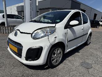 Schadeauto Citroën C1 1.0 Collection 2013/1
