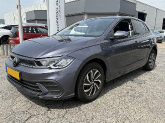 krockskadad bil auto Volkswagen Polo 1.0 TSI Life 2023/1