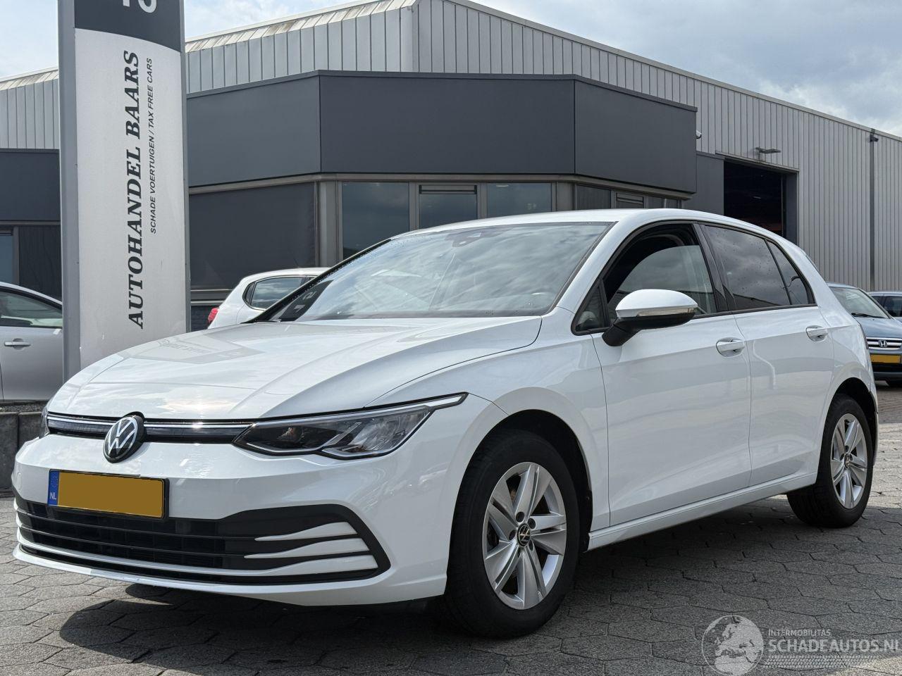 Volkswagen Golf 1.0 eTSI Life