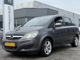 Coche accidentado Opel Zafira 1.6 Cosmo 7persoons 2010/3