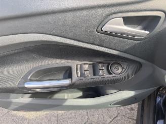 Ford C-Max 1.0 Titanium picture 17