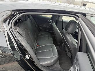 BMW 1-serie 118i High Executive AUTOMAAT picture 16