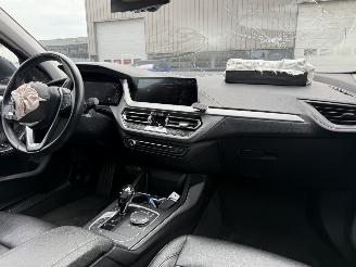 BMW 1-serie 118i High Executive AUTOMAAT picture 17