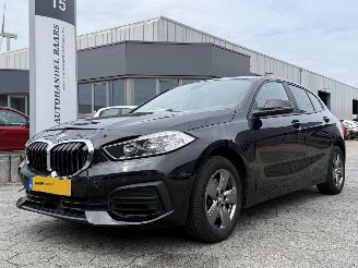 BMW 1-serie 118i High Executive AUTOMAAT picture 2