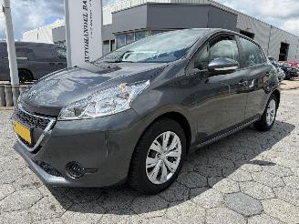Unfallwagen Peugeot 208 1.0 PureTech Access 2015/3