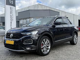 Coche accidentado Volkswagen T-Roc 1.5 TSI Sport Business R AUTOMAAT 2019/12