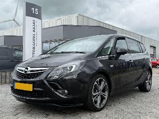 Schadeauto Opel Zafira Tourer 2.0 CDTI Cosmo 7persoons AUTOMAAT 2012/2