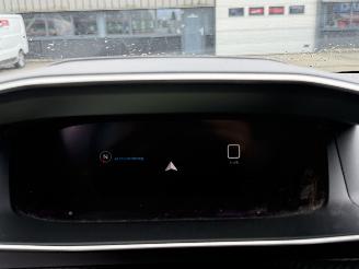 Peugeot 208 1.2 AUTOAAT PureTech Allure Pack picture 19