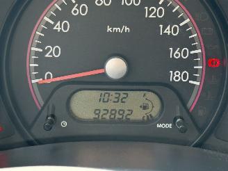 Suzuki Alto 1.0 Acenta picture 19
