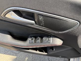 Mercedes Cla-klasse 200 AMG AUTOMAAT picture 20
