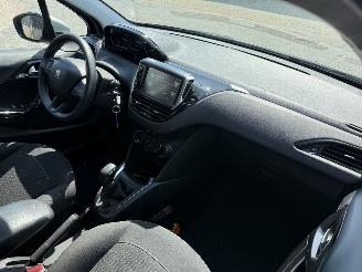 Peugeot 208 1.2 PureTech Blue Lion picture 11