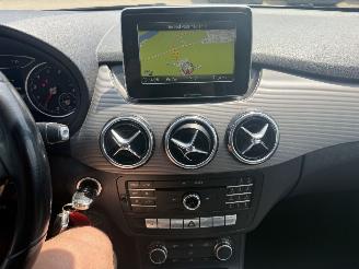 Mercedes B-klasse 180 Ambition AUTOMAAT picture 19