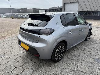 Coche accidentado Peugeot 208 1.2 Hybrid 110 e-DCS6 Allure 2026/3