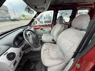 Renault Kangoo 1.6-16V Privilège picture 13