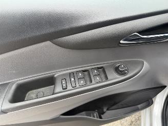 Opel Karl 1.0 ecoFLEX Cosmo PANO picture 17
