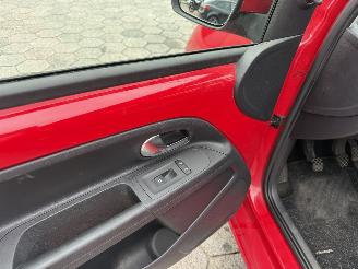 Volkswagen Up! 1.0 move up! BlueMotion picture 9