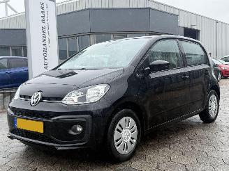 damaged passenger cars Volkswagen Up! 1.0 BMT high up! 2017/1
