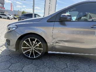 Mercedes B-klasse 180 AUTOMAAT Ambition picture 8