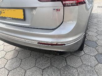 Volkswagen Tiguan 1.4 TSI R-LINE AUTOMAAT PANO ACT Connected Series picture 12