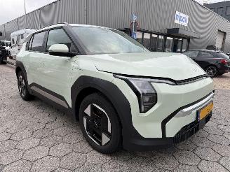 uszkodzony samochody osobowe Kia EV3 Plus 81.4 kWh 2025/1