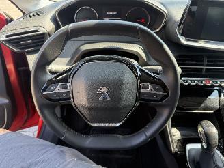 Peugeot 208 1.2 PureTech Allure picture 14
