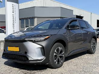 Damaged car Toyota bZ4X Dynamic 71 kWh 2024/10