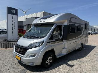 skadebil camper Adria Matrix M 670SL 150PK 2016/4