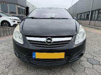 Opel Corsa 1.4-16V Cosmo picture 2