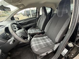 Peugeot 108 1.0 e-VTi Active picture 16
