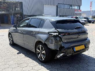 Peugeot 308 1.2 PureTech Allure picture 4