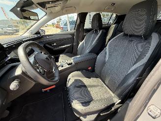 Peugeot 308 1.2 PureTech Allure picture 9
