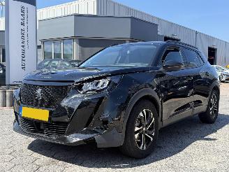 krockskadad bil auto Peugeot e-2008 EV Allure Pack 50 kWh 2021/12