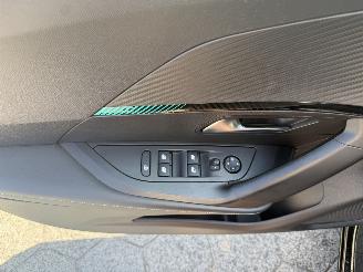 Peugeot e-2008 EV Allure Pack 50 kWh picture 15