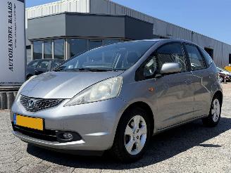 damaged passenger cars Honda Jazz 1.2 Trend 2010/3