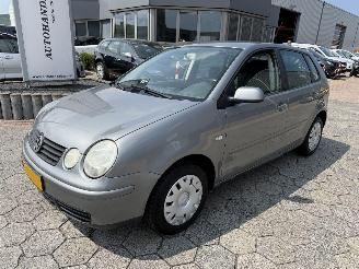 skadebil auto Volkswagen Polo 1.4-16V Athene 2004/7