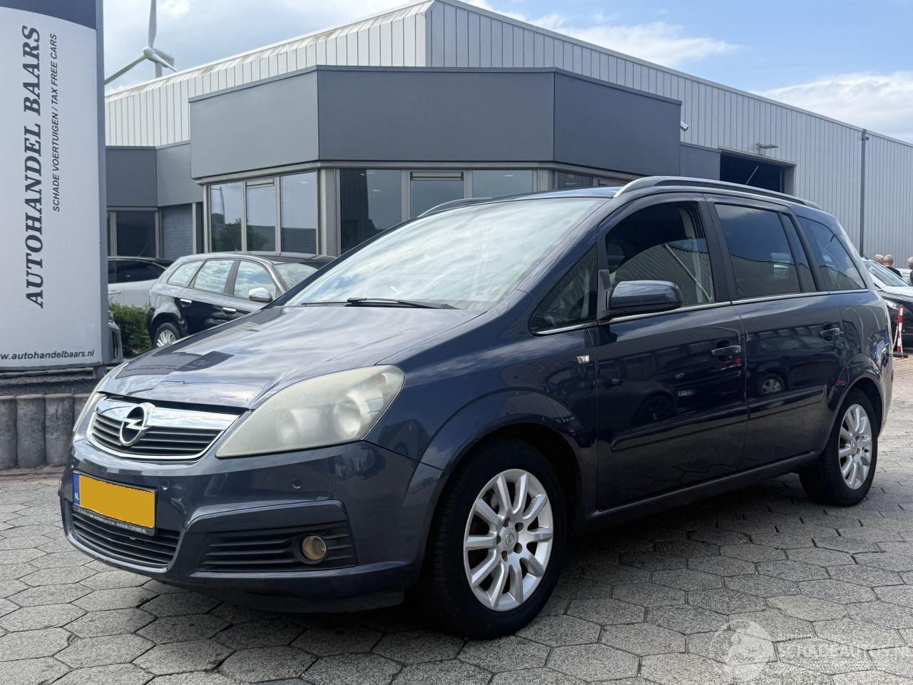 Opel Zafira 1.6 Executive