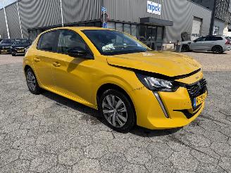 Peugeot 208 1.2 PureTech Active Pack picture 3