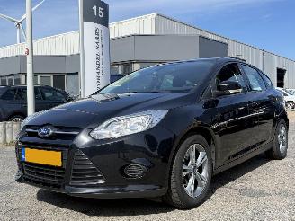  Ford Focus 1.0 EcoBoost Edition 2014/4