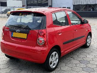 Kia Picanto 1.0 Seven picture 4